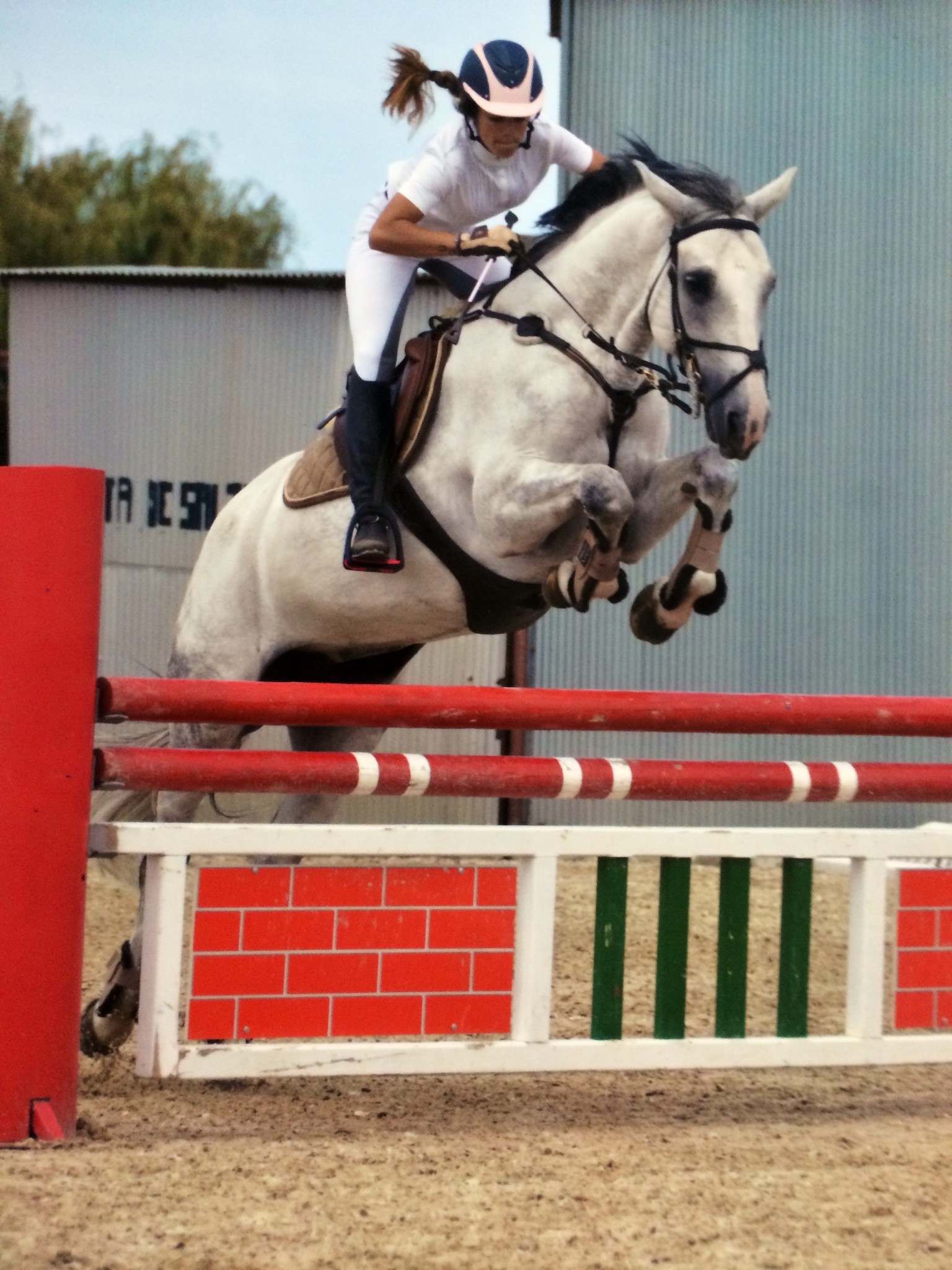Actuaci&oacute;n destacada de Adriana Villanueva en el Nacional de Saltos de Laredo